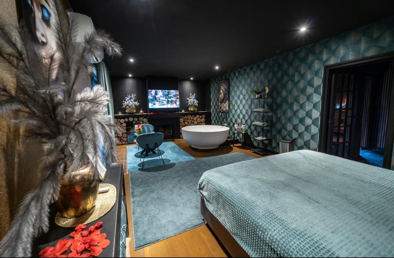 De Luxe Bed &Wellness Villa 's-Hertogenbosch  Kültér fotó